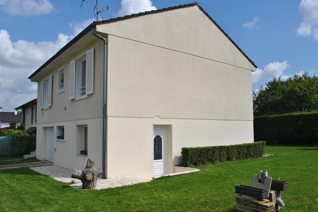 2 Bed House Near Disneyland Paris Montry Exterior foto