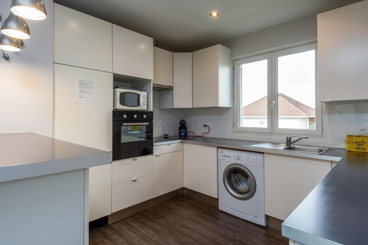 2 Bed House Near Disneyland Paris Montry Exterior foto