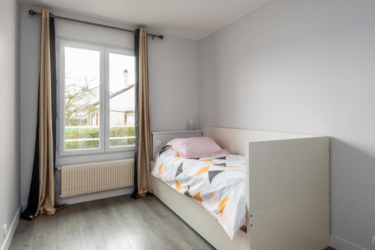 2 Bed House Near Disneyland Paris Montry Exterior foto